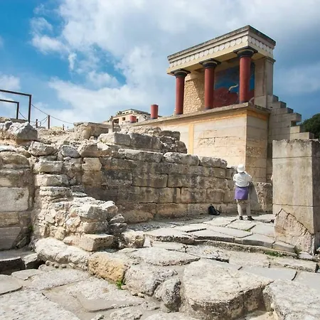 Muses Panoramic View, Minutes From Knossos Minoan Palace Lägenhet Vasilíai